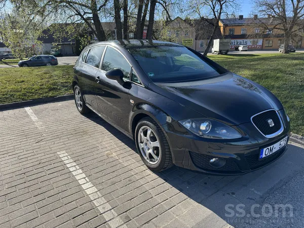 Brauc, rūc, bremzē. Zolīds auto bez rūsas ar labu jaudu 118kw, mierīgi pieti