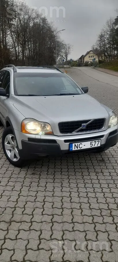 Volvo Pārdodu Volvo XC 90 ar pilno Summum komplektāciju.