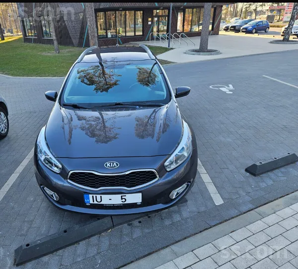 Pārdod auto

Ir pienācis laiks nomainīt auto. Mūsu īpašumā tas ir jau 7 ga