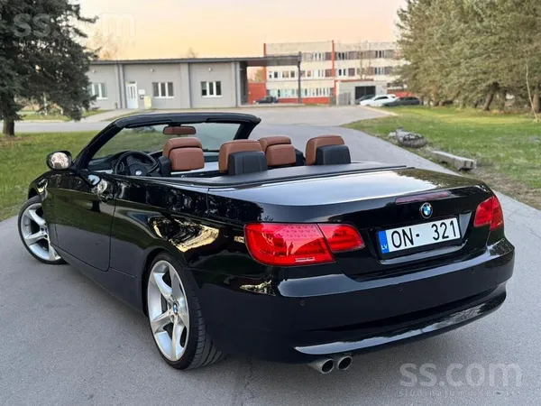 BMW Pārdodu BMW E93 325d Kabrioletu – elegants, dinami