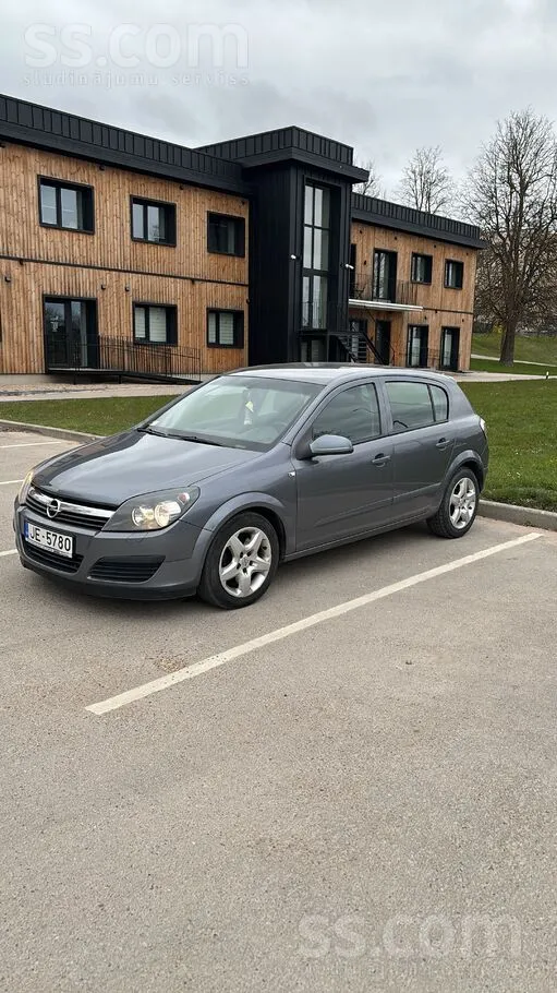 Opel Pārdod Opel Astra 1.9cdti