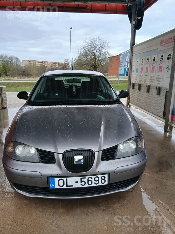 1.9 vecais labais ekanomisks motors no 4 lidz 5 litri 100km
nesen mainita z