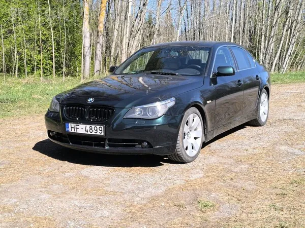 BMW BMW 530d 160kw Комфорт салон, logic7, большой экра