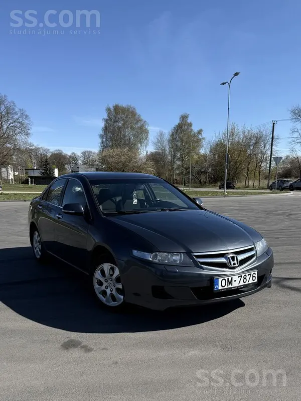 Auto ir lieliskā tehniskā stāvoklī un neprasa papildu ieguldījumus. Regulāri