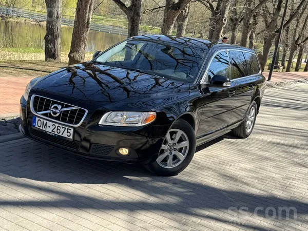 Volvo Pārdošanā labs volvo v70 ar piecu cilindru 2, 0 D3