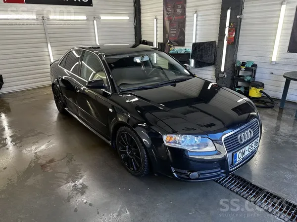 Tirgojas audi a4, pierādāms nobraukums, normālā tehniskā stāvoklī. Divas ats