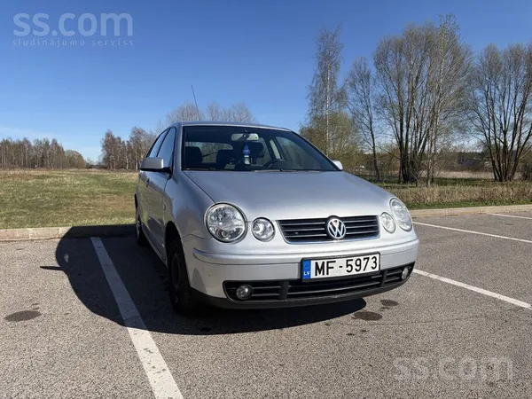 Volkswagen Pārdodu Wolksvagen Polo 2004. gada 55kW. Labā tehn