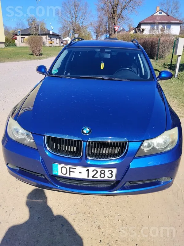 BMW BMW 318i 2.0 benzīns. Motora defekts ēd eļļu (jāma