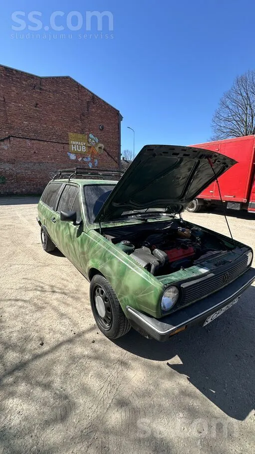 Projekta auto Vw polo 1.6 abu dzinējs (benzīns)ir pārvākts 15000km atpakaļ.