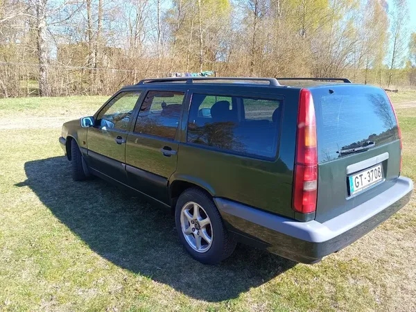 Volvo 850 Универсал 2.5 дизель. Ручная 5-ти ступенчатая коробка. Год выпуска
