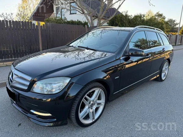 Mercedes-Benz C250d Amg, 150kw, 2.2d , automāts

Rūpnīcas pilna Amg pakete