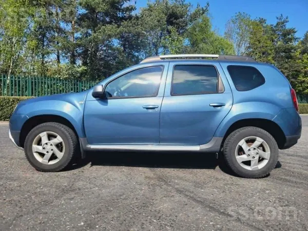 Dacia Pārdod Dacia Duster automašīnu, ļoti koptu un labā