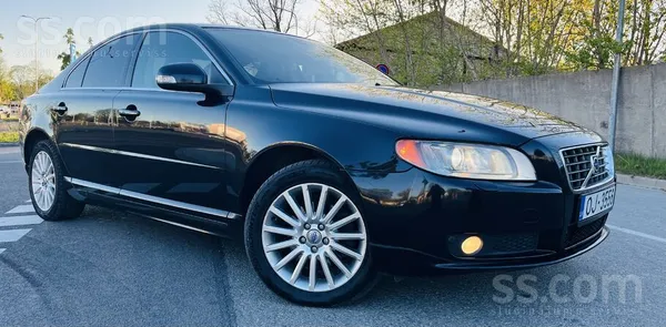 Volvo Volvo S80 2.4 D 2006. Mašīna ir ļoti labā stāvoklī