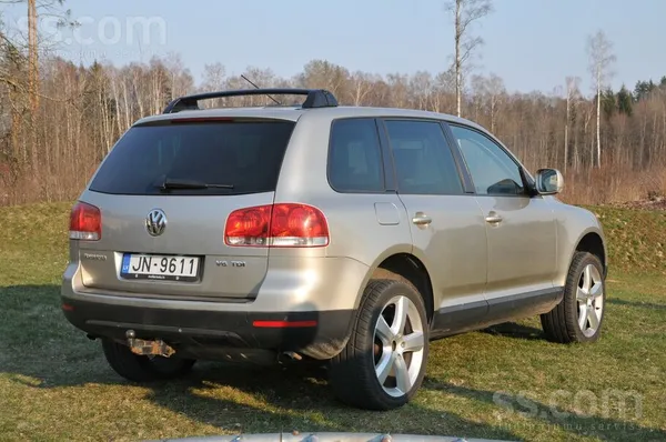Pārdod Volkswagen Touareg 2006. gada. 

Auto labā tehniskā un vizuālā stāv