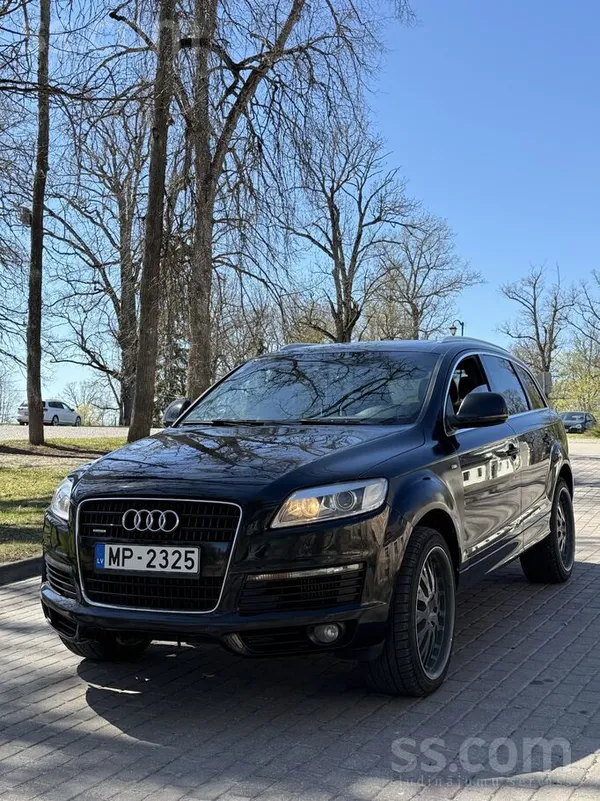 Pārdodu Audi Q7 ar 4.2 dīzeli, Quattro, ar automātisko Ātrumkārbu 
TA 22.09