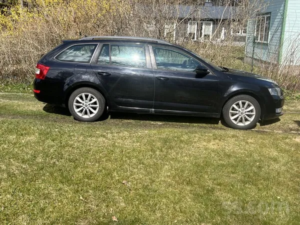 Pārdod Škoda Octavia labā tehniskā stāvoklī, jaunas riepas, jauns akumulator