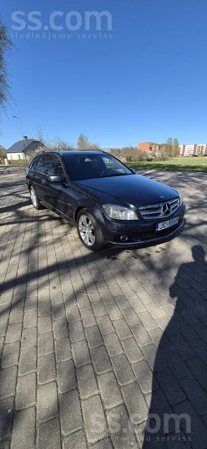 Mercedes Pārdodu C220 2009.gada 2.2 dīzelis 125kw. Automāts