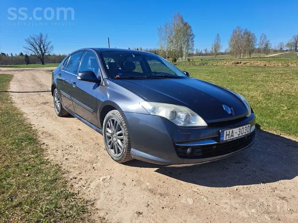 Pārdodu labā tehniskā un vizuālā stāvoklī Renault Laguna 2008.g. 2.0D 110kW,