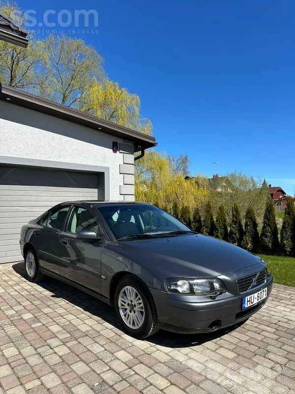 Volvo Pārdodu volvo S60 2.4d 120kw