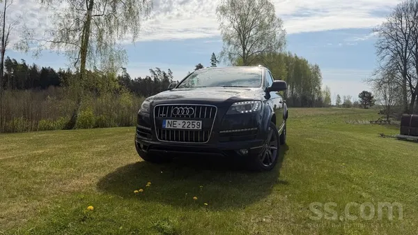 Audi Pārdod koptu, labi uzturētu Audi Q7 Facelift 2012.