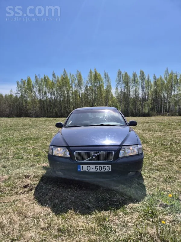 Tiek pārdots auto, bez apskates, ir iespēja remontēt vai rezerves daļām.