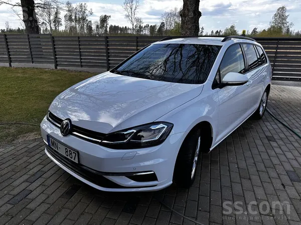 Volkswagen Pārdodu Volkswagen Golf Mk7 1.5 Tsi (150 zs) ar au