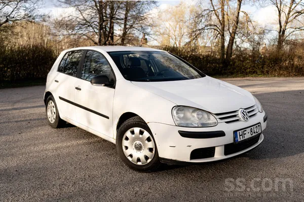 Pārdod 2008.gada Golf 5, 1.4l benzīns ar manuālo ātrumkārbu. Nobraukums 2243