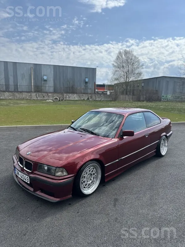 BMW BMW E36 coupe 2.0i M50, Oem.