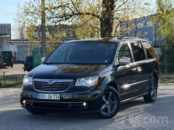 Lancia Voyager