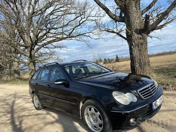 Pārdodu uzticamu 2008.gada Mercedes C200, dīzelis – īsts dzīves veterāns ar