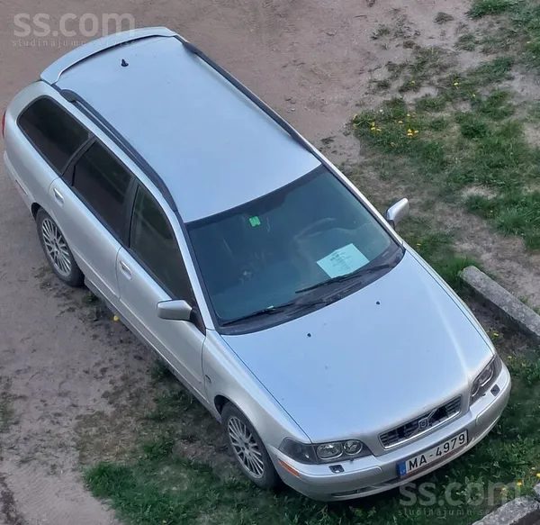 Volvo V40 2004 бензин 120 kW Даугавпилс
Машина с опытом жизни: рыбалка, гри