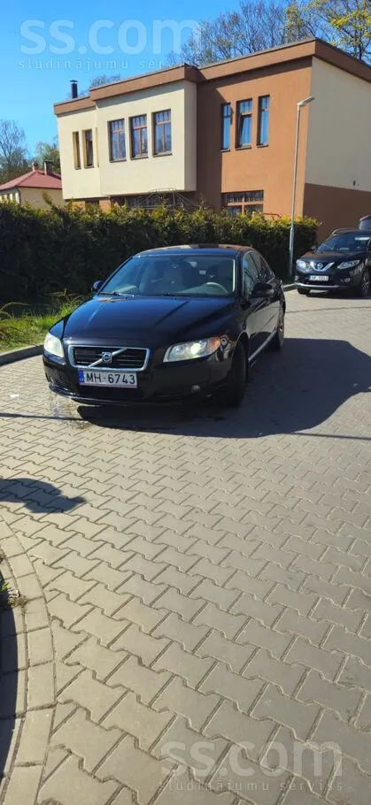 Volvo Pārdodu koptu un uzticamu Volvo S80 ar leģendāro D