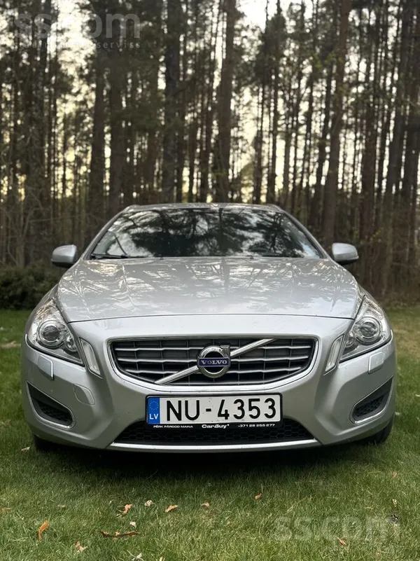 Tiek pārdots Volvo V60 Ocean race 2012.gada. 6 pakāpju automātisko pārnesumk