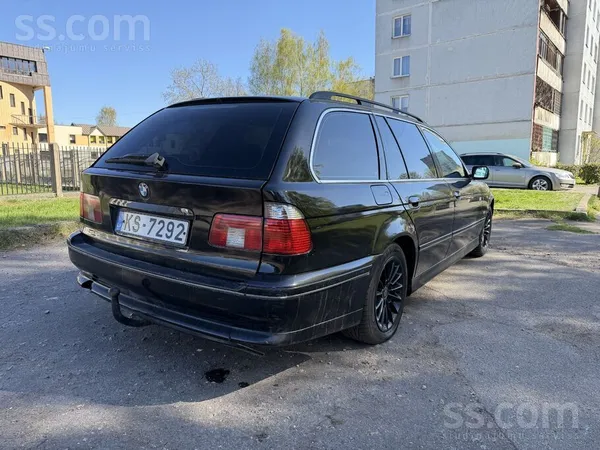 Pārdodu BMW E39
M57 / 525d – 120 kW
2002. gads
Manuālā pārnesumkārba
Teh