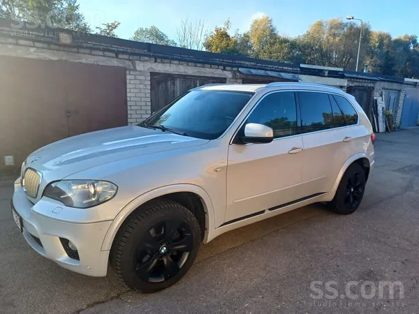 BMW 225 kw, webasto, soft close, panoraama, melnie gri