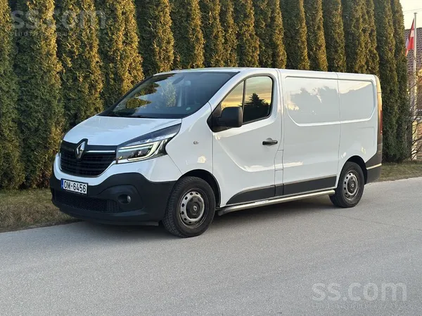 Renault Trafic 2.0dci 120zs L1H1. Pilnā masa 2955kg. Cena t. sk. Pvn. 

Ti