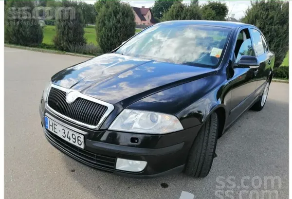 Pārdodu auto ar redzamiem defektiem, ātrumkārba labā stāvoklī, motors arī la