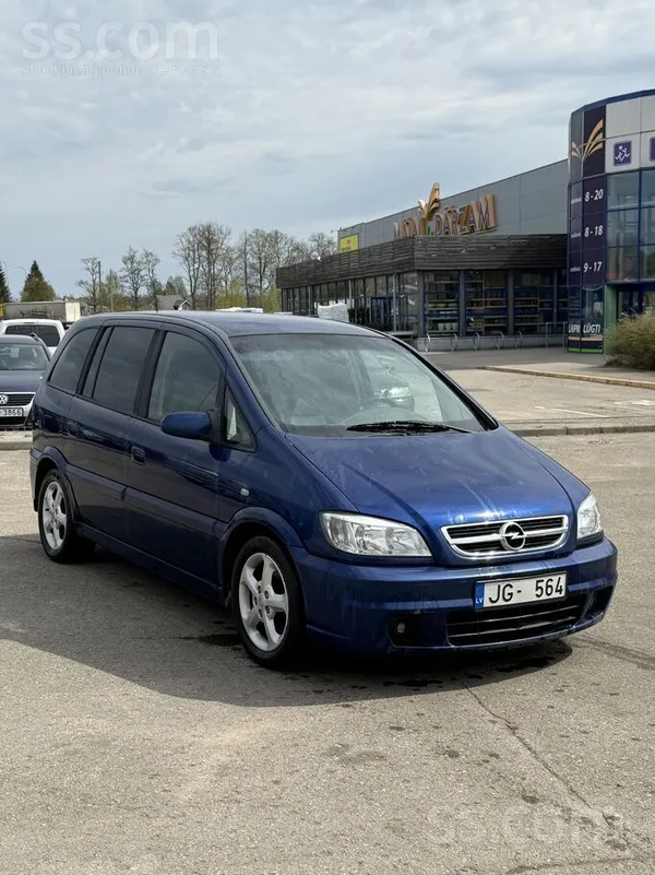 Zafira 2.2d. 92kw. Manuāls. 
Nodoklis nomaksāts. TA 16.10.2026. 
7-vietīgs