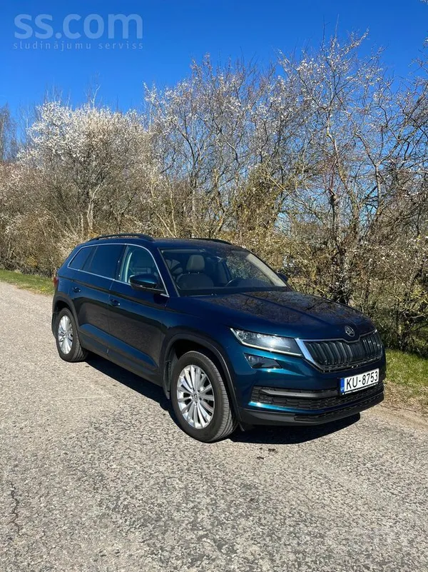 Pārdodam savu ģimenes auto, kas pirkts jauns tepat Latvijā. Automašīnai ir 7