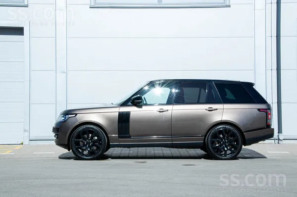 Land Rover Range Rover Tdv8 Vogue

 - Nara Bronze krāsa 
 - Ebony Black/e