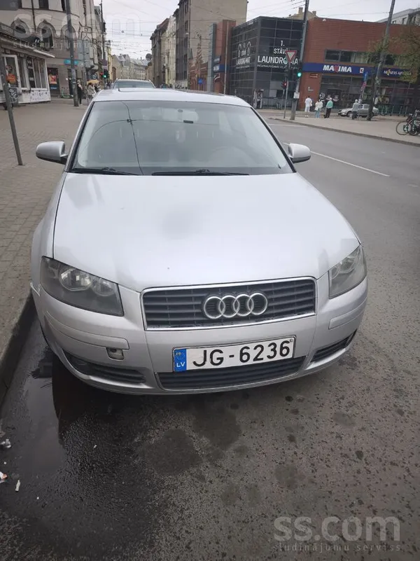 Audi Продаю машину. 