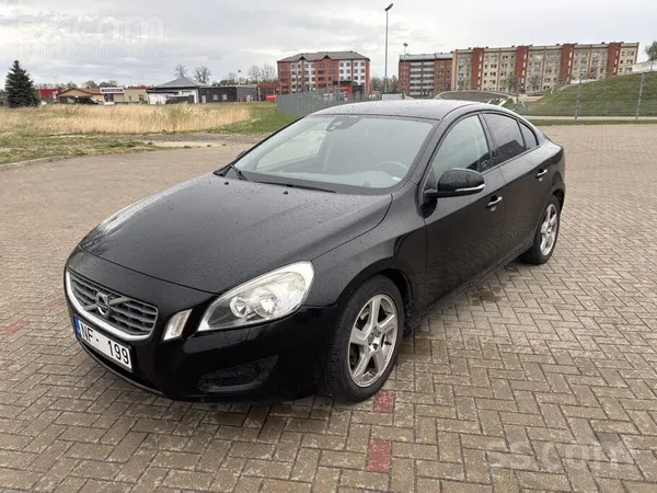 Volvo Pārdod privātpersona. 