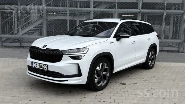 Pārdodu praktiski jaunu Škoda Kodiaq (reģistrēts 2024. gada 27. decembrī).