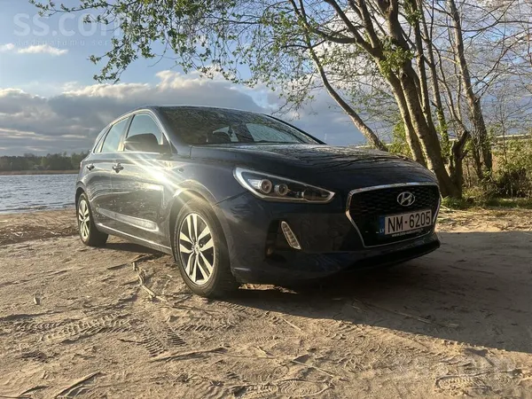 Hyundai Pārdodu Hyundai i30 ar 1.0 Gdi benzīna motoru. Aut