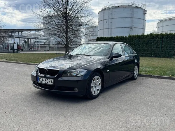 BMW 318i (E90) Automāts. Benzīns/gāze. Gaišs ādas salons. 

Pārdodu BMW 31