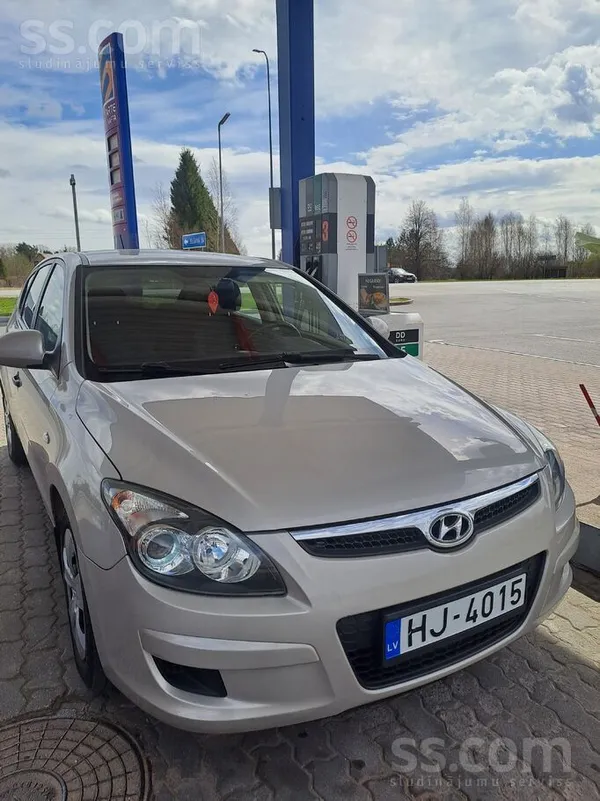Hyundai Pārdodu 2009.gada Hyundai i30.