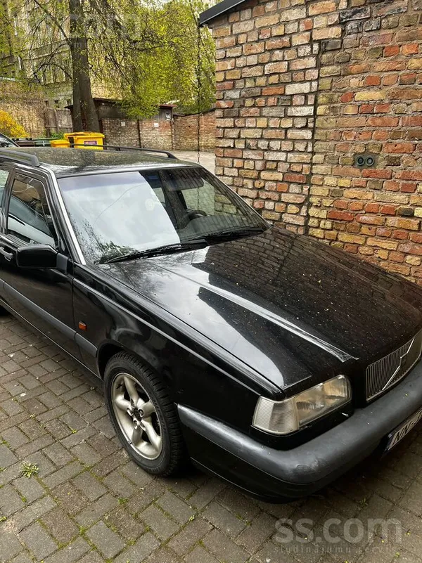 Pārdod Volvo 850, tika ievests no vācijas 23 gadā, gadu tika braukts, bet dē