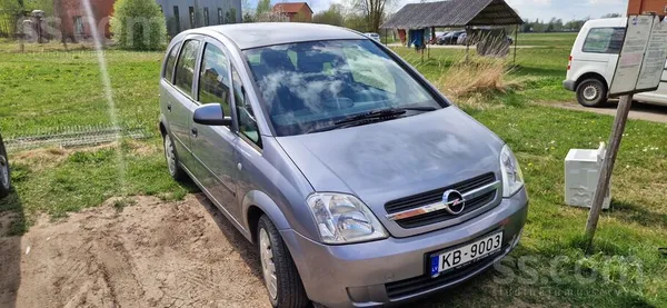 Opel Pārdod opel meriva labā tehniskā stāvoklī. Nesen i