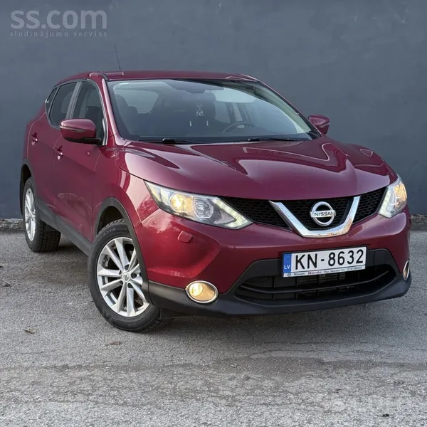 Nissan Nissan Qashqai 2016 (1.2 benzīns, Automāts)