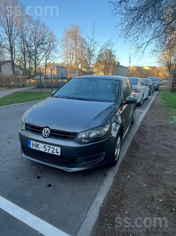 Volkswagen Pārdodu vw polo, 2010.gads, 1.2benzins, Nesen parl